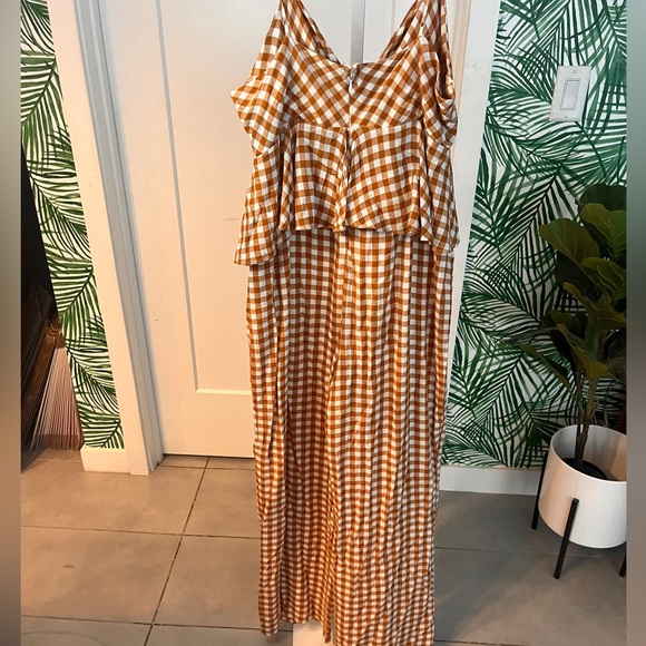 SAYLOR Laken Gingham Jumpsuit in Apricot XL - Picture 5 of 10
